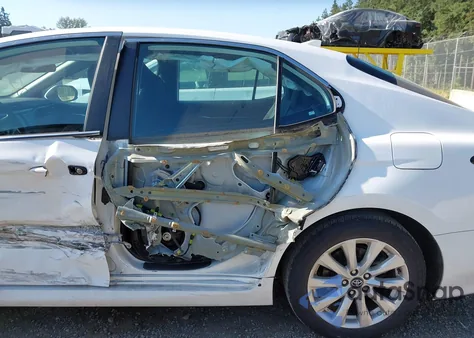 2020 Toyota Camry из США, поврежденный, VIN 4T1C11AK1LU929574